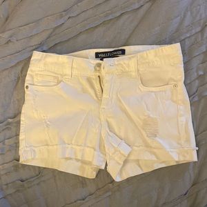 Wallflower legendary fit white distressed shorts size 1
